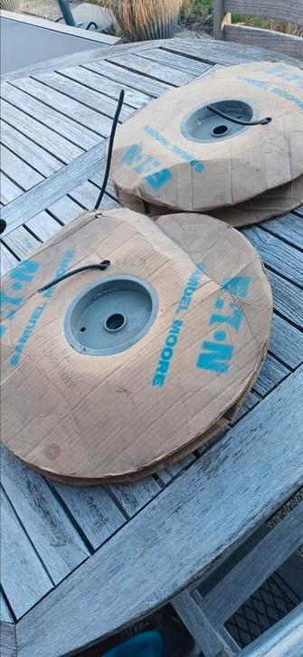 Perslucht / waterleiding  ( 6mm diameter ) beschikbaar voor biedingen