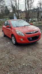 Hyundai i20 2010 1.2 essence [problème de segments], Auto's, Hyundai, Euro 5, Stof, 4 cilinders, Particulier
