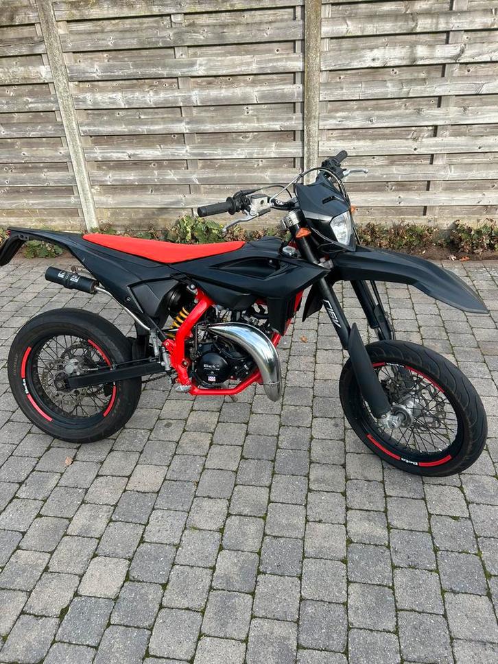 Beta rr track 50, Fietsen en Brommers, Brommers | Crossbrommers, Zo goed als nieuw, Ophalen