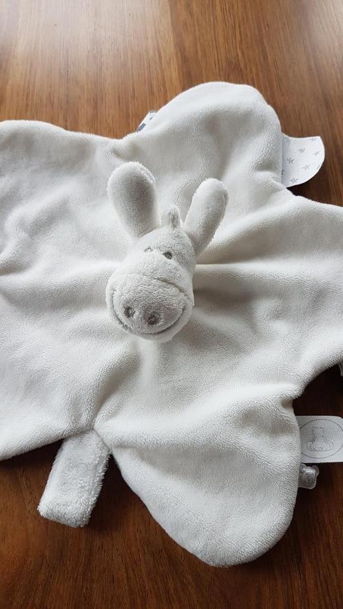 NOUKIE'S - Doudou plat blanc Paco l'âne, Kinderen en Baby's, Speelgoed | Knuffels en Pluche, Gebruikt, Ophalen of Verzenden