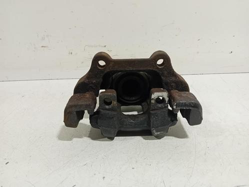 REMKLAUW RECHTS ACHTER BMW 1 serie (F20) (01-2010/06-2019), Auto-onderdelen, Remmen en Aandrijving, BMW, Gebruikt