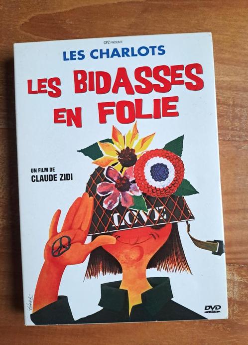 Les bidasses en folie - Les Charlots, Cd's en Dvd's, Dvd's | Komedie, Gebruikt, Actiekomedie, Ophalen of Verzenden