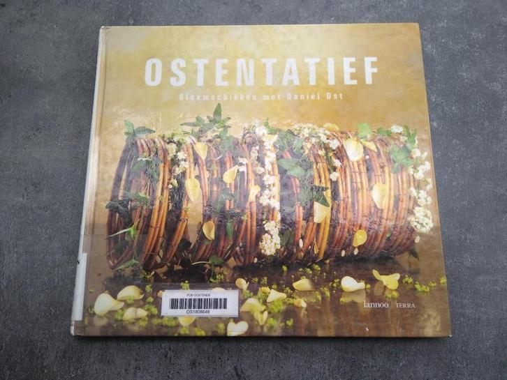 ostentatief bloemschikken, Livres, Loisirs & Temps libre, Utilisé, Enlèvement ou Envoi