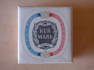 Cigarettes Kurmark (Seconde Guerre mondiale) avec croix gamm