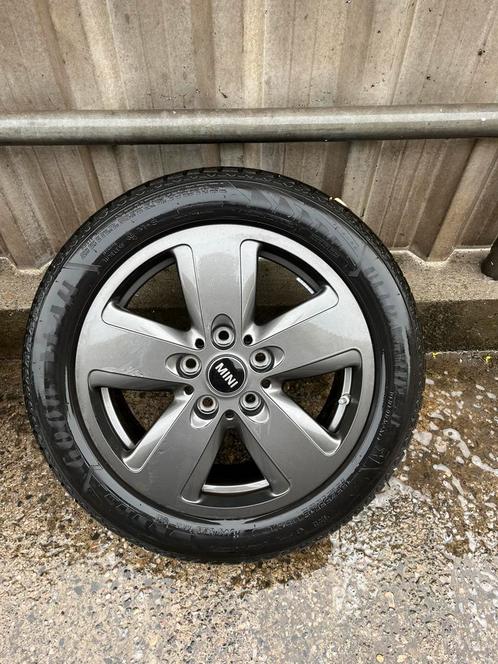 MINI F55/F56/F57 winterkit 16” met zgan banden, Auto-onderdelen, Banden en Velgen, Banden en Velgen, Winterbanden, 16 inch, 195 mm