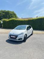 Peugeot 208 1.6 Blue-HDi 120, Auto's, Peugeot, Voorwielaandrijving, 4 cilinders, 120 cc, Leder en Stof