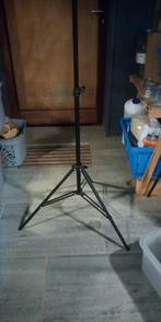 Statief, Audio, Tv en Foto, Fotografie | Statieven en Balhoofden, Ophalen of Verzenden, Zo goed als nieuw, 175 cm of meer, Driepoot