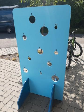 Puntenbord voor buitenspelen. Perfecte staat. beschikbaar voor biedingen