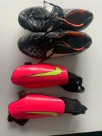 Voetbalschoenen + beenbeschermers Nike - 40, Ophalen of Verzenden, Zo goed als nieuw