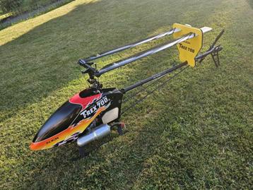 T-REX 700 nitro pro vbar comme neuf. beschikbaar voor biedingen