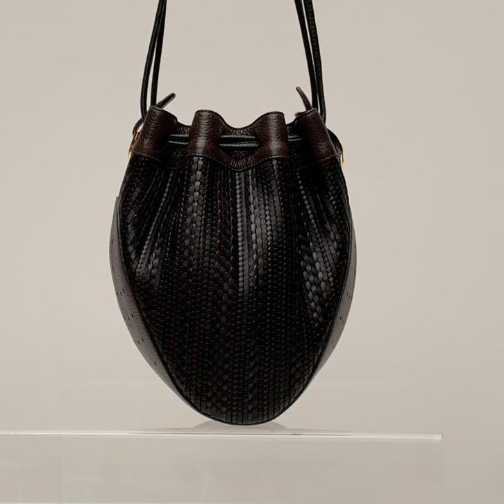 Handtas Delvaux. Meer keuze in onze winkel ook Louis Vuitton, Handtassen en Accessoires, Tassen | Damestassen, Handtas, Ophalen of Verzenden