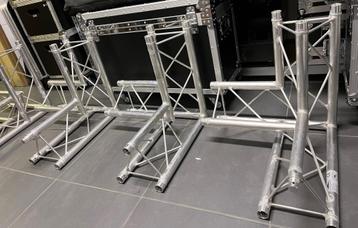Structure - Truss 4X Coins Gche et Drte Duratruss DT 23 beschikbaar voor biedingen