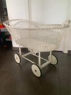 Vintage rotan wieg, Ophalen, Wieg
