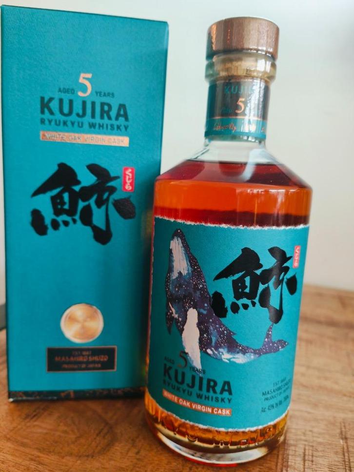 Whisky Ryukyu Kujira 5 ans - 43 % - 70 cl, Collections, Vins, Neuf, Autres types, Autres régions, Pleine, Enlèvement ou Envoi