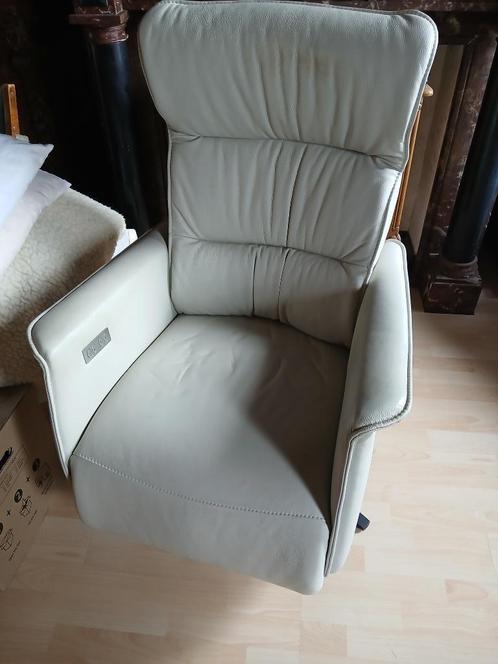 Fauteuil Relax avec aide au démontage, Maison & Meubles, Fauteuils, Utilisé, Cuir, Métal, 50 à 75 cm, Enlèvement