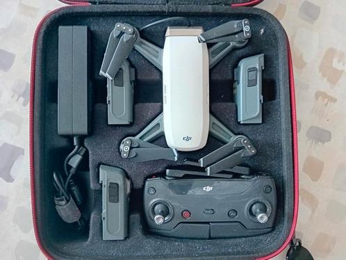 DJI spark  in TOP conditie     3 batterijen !!!, Hobby en Vrije tijd, Modelbouw | Radiografisch | Helikopters en Quadcopters, Gebruikt
