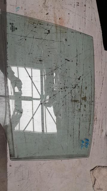 Zijruit raam achterdeur links BMW 3 serie E90 51347060267 70 beschikbaar voor biedingen