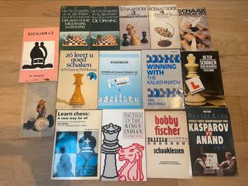 Schaakboeken beschikbaar voor biedingen