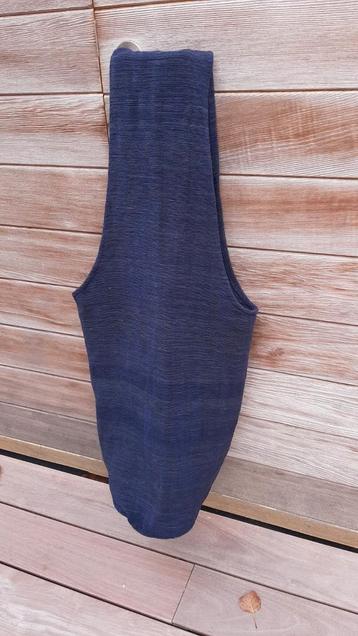 Grote blauwe geweven tas uit Azië beschikbaar voor biedingen