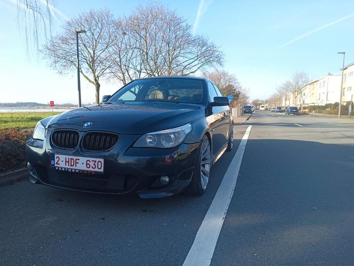 BMW E60 530i M-Sport, Autos, BMW, Particulier, Série 5, ABS, Phares directionnels, Airbags, Air conditionné, Alarme, Bluetooth