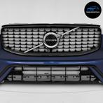 VOLVO XC60 II 2021-2025 LIFT VOORBUMPER KLEUR 723, Verzenden, Gebruikt, Volvo, Bumper