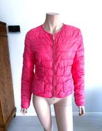STEFANEL– Licht gewatteerde jas Italiaanse flair IT42 / EU38, Kleding | Dames, Maat 38/40 (M), Ophalen of Verzenden, Zo goed als nieuw