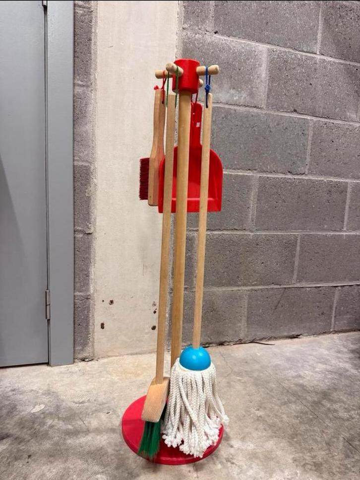 Melissa et Doug ensemble de nettoyage pour enfants en bois., Maison & Meubles, Produits de nettoyage, Enlèvement