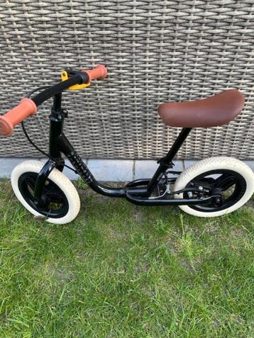 Kinderfiets beschikbaar voor biedingen