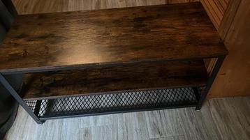 Kasten  beschikbaar voor biedingen