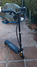 Electrische step tot 12km/h, Fietsen en Brommers, Ophalen