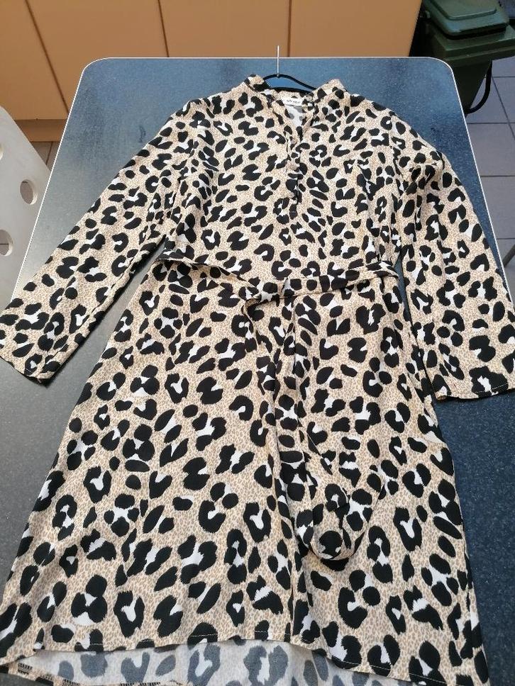 Hemd- jurk luipaard nieuw lange mouw small ook medium, Kleding | Dames, Jurken, Nieuw, Maat 36 (S), Ophalen of Verzenden