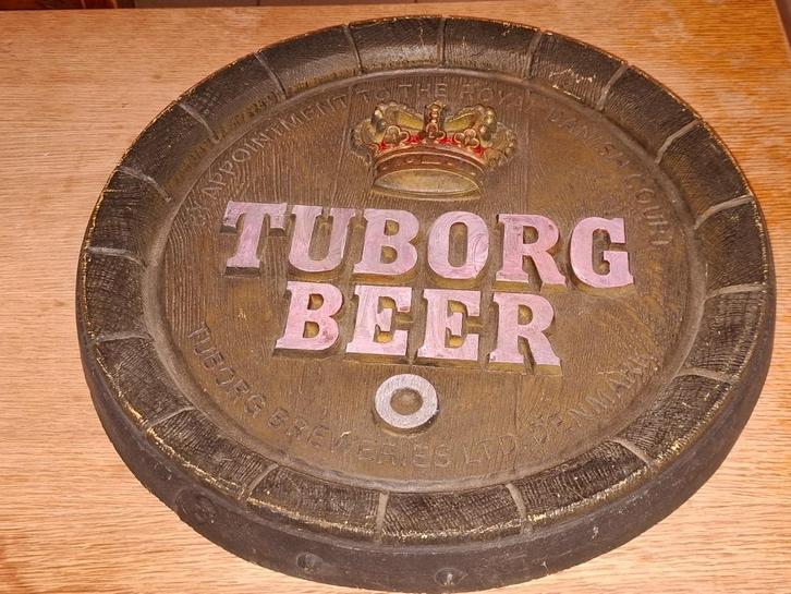 Authentiek reclamebord Tuborg (in de vorm van tondeksel), Verzamelen, Biermerken, Nieuw, Reclamebord, Plaat of Schild, Overige merken