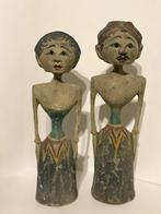 Paar antieke polychrome gesneden houten beeldjes, Ophalen of Verzenden