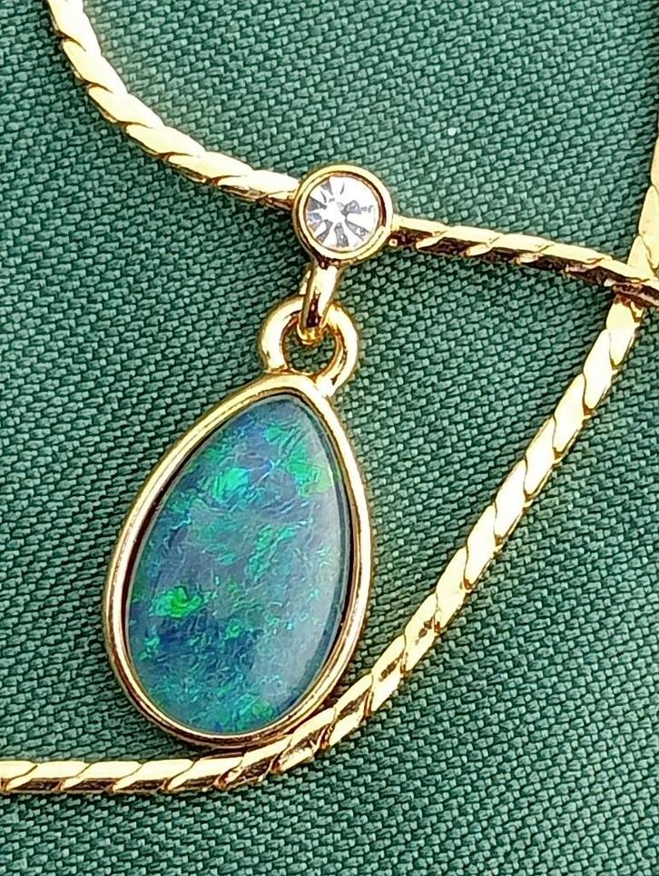 14K Goud Doublé ketting, natuurlijke Opaal triplet 40-45 cm, Handtassen en Accessoires, Kettingen, Nieuw, Zilver, Goud, Met edelsteen