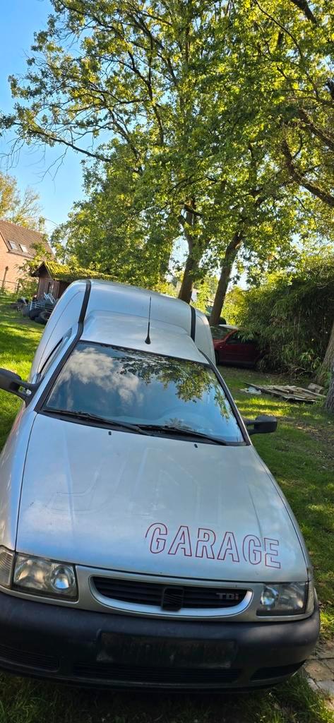 Vw caddy mk2 1.9 tdi, Auto's, Volkswagen, Particulier, Caddy Combi, Diesel, Handgeschakeld, Zilver of Grijs, Grijs, Stof, Voorwielaandrijving