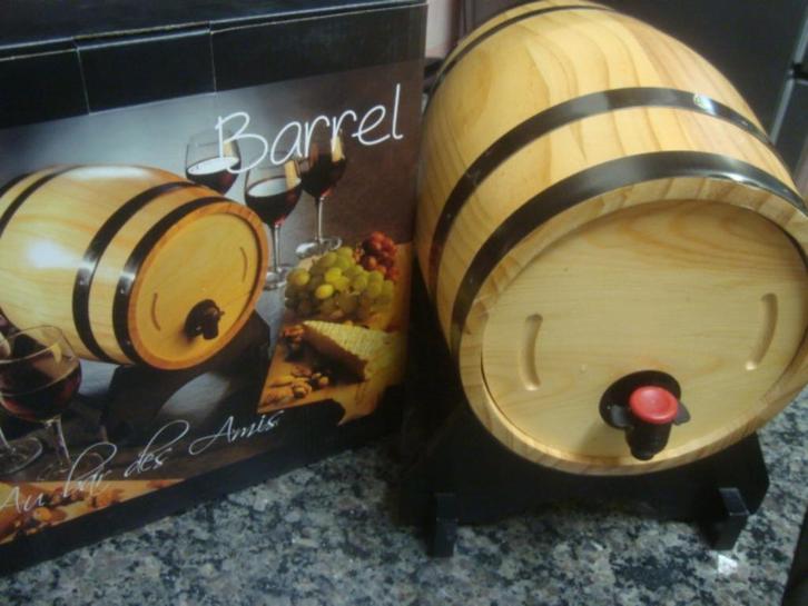 Tonneau à vins pour cubi, Huis en Inrichting, Woonaccessoires | Wijnrekken, Zo goed als nieuw, Minder dan 50 cm, Hout, Verzenden