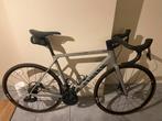 Canyon Ultimate CF SL 8 M Disc SRAM force eTap (<500km), Fietsen en Brommers, Ophalen, Carbon