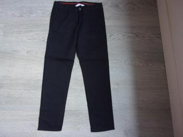 SPLINTERNIEUWE lange jongensbroek. Maat 146 beschikbaar voor biedingen