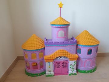 Fisher Price Dora The Explorer - Magic Dollhouse beschikbaar voor biedingen
