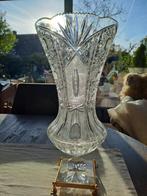 Vintage, zware kristallen vaas op voet, 41cm hoog., Antiek en Kunst, Ophalen of Verzenden