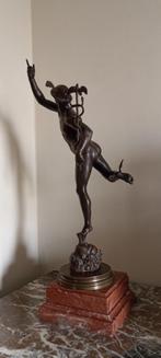 Statue en bronze, Bronze, Enlèvement