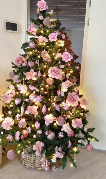 Kerst lot kerstgerief kerstdecoratie en bekijk meer... beschikbaar voor biedingen