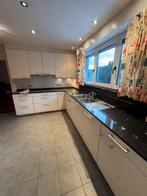 Volledige keuken te koop (zelf te demonteren), Huis en Inrichting, Keuken | Complete keukens, Ophalen, Gebruikt, Wit, Hoekkeuken