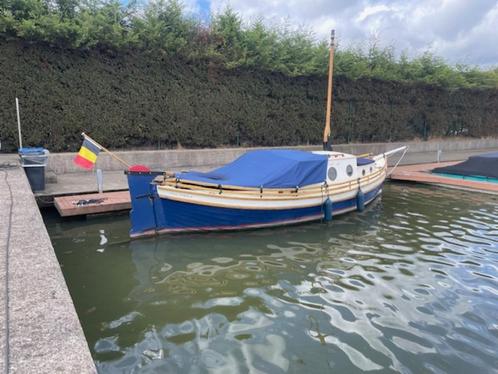 Classic Motorsloep in uitstekende staat, Watersport en Boten, Sloepen, Zo goed als nieuw, Tot 10 pk, 6 meter of meer, Binnenboordmotor