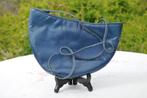 §  sac bandoulière demi cercle skai bleu, Bijoux, Sacs & Beauté, Autres marques, Bleu, Utilisé, Enlèvement ou Envoi