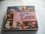 COFFRET DE 2 CD - FALLING IN LOVE, CD & DVD, CD | Compilations, Enlèvement ou Envoi, Comme neuf, Pop, Coffret