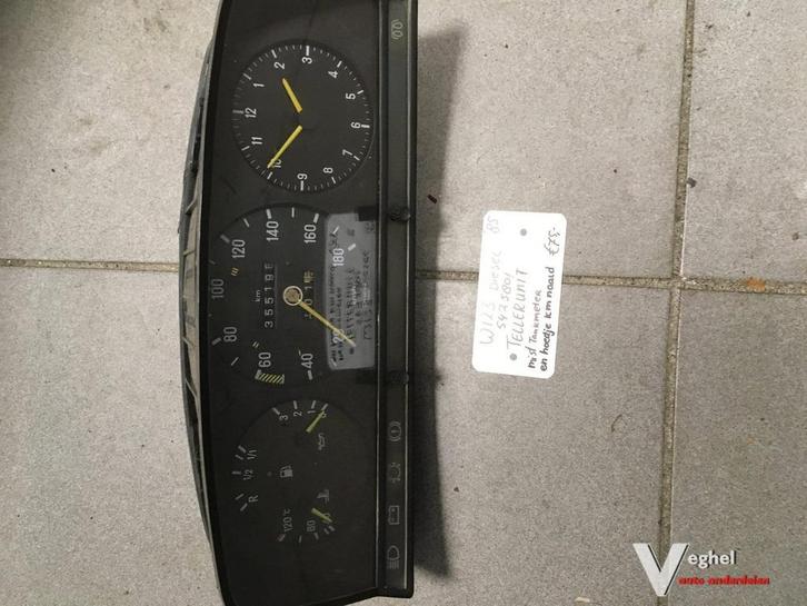Mercedes w123 2.0 diesel '85, Auto-onderdelen, Dashboard en Schakelaars, Gebruikt, Ophalen of Verzenden