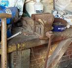 bankvijs heel oud en zwaar evt met de werkbank erbij., Doe-het-zelf en Bouw, Werkbanken, Ophalen, Gebruikt, Bankschroef