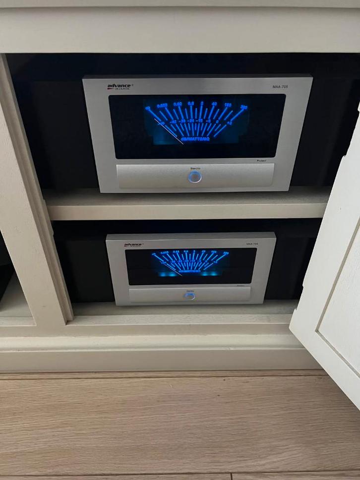 Advance Acoustic Monoblokken eindversterkers, TV, Hi-fi & Vidéo, Amplificateurs & Ampli-syntoniseurs, Comme neuf, Stéréo, 120 watts ou plus