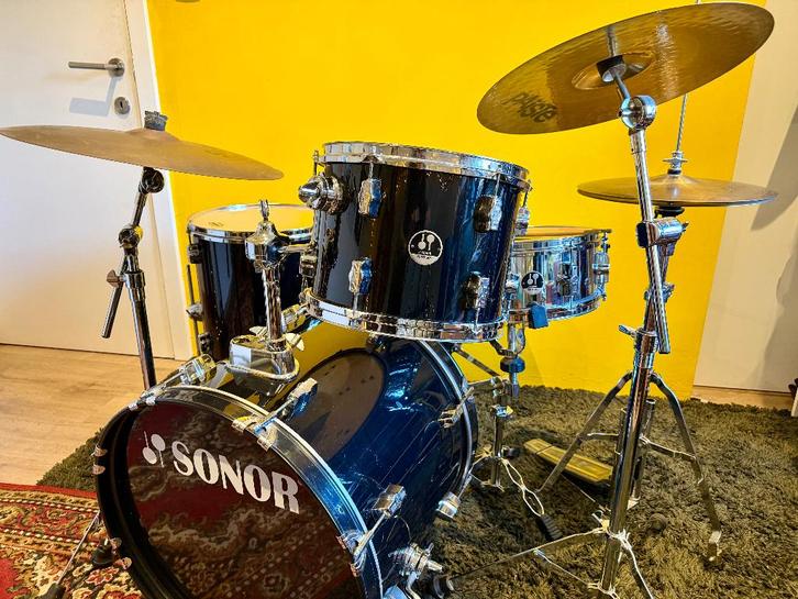 Sonor drumstel force 507 + basdrumpedaal, Muziek en Instrumenten, Drumstellen en Slagwerk, Gebruikt, Sonor, Ophalen